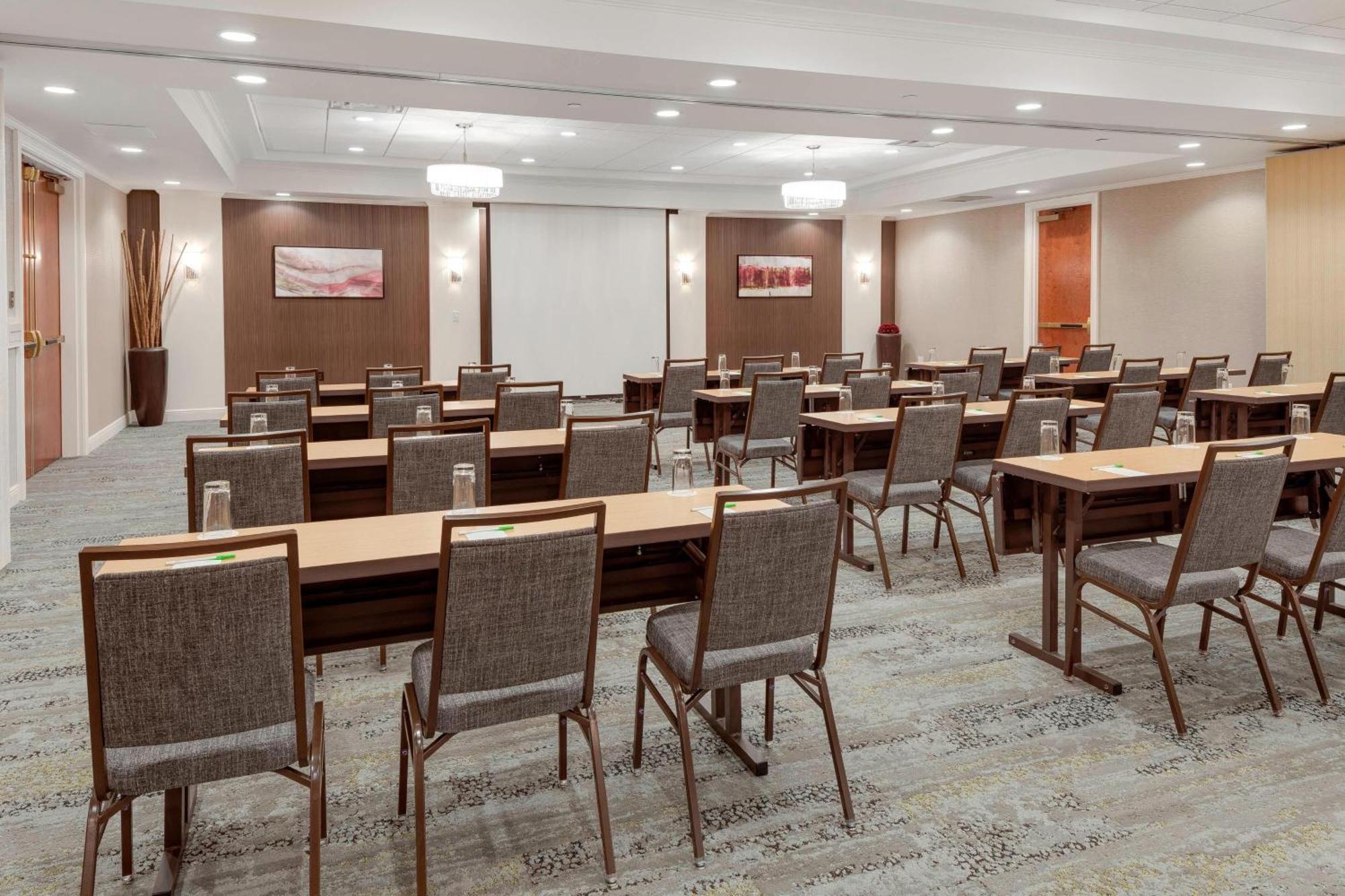 Hotel Courtyard By Marriott Portsmouth Esterno foto