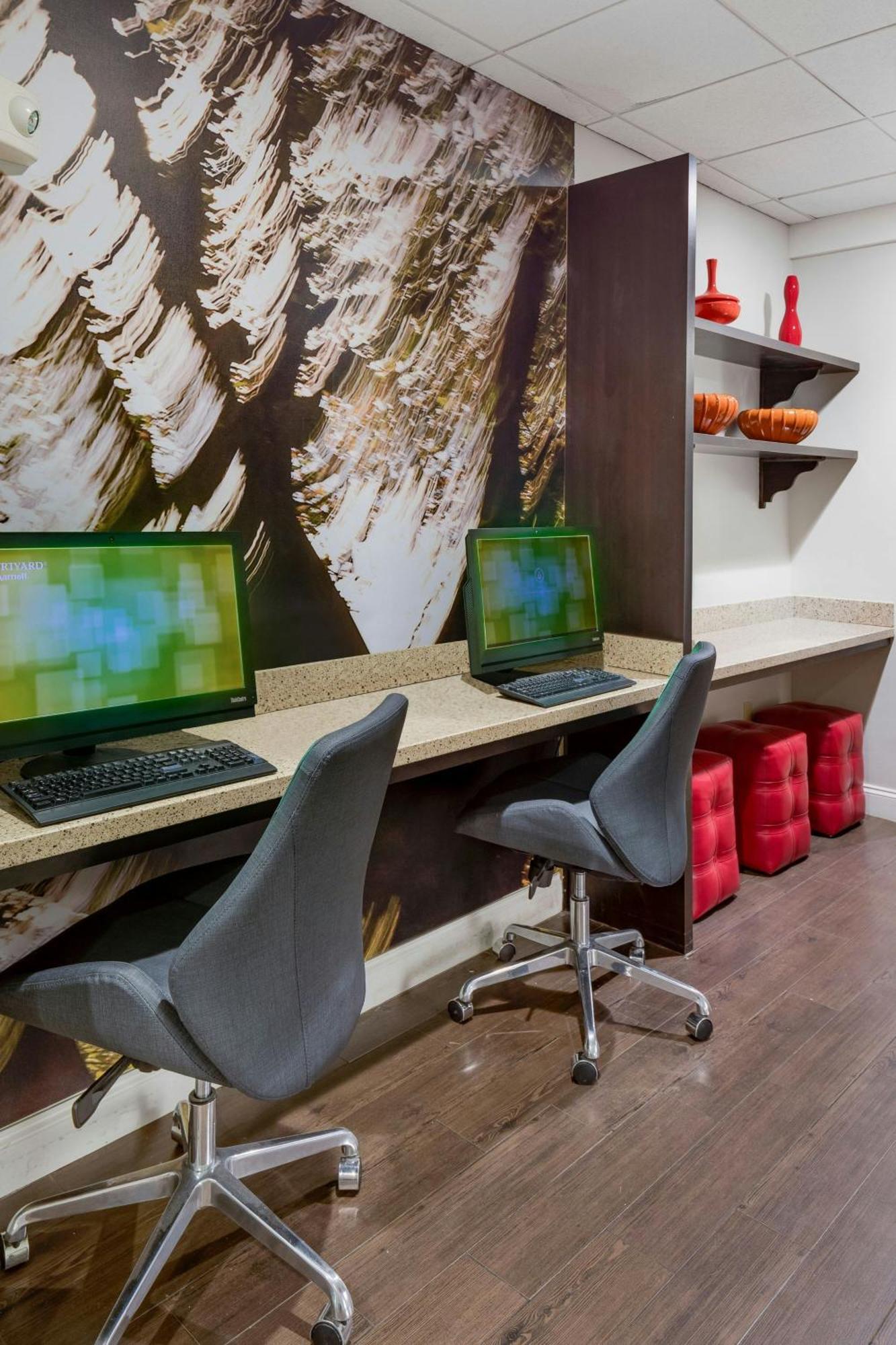 Hotel Courtyard By Marriott Portsmouth Esterno foto