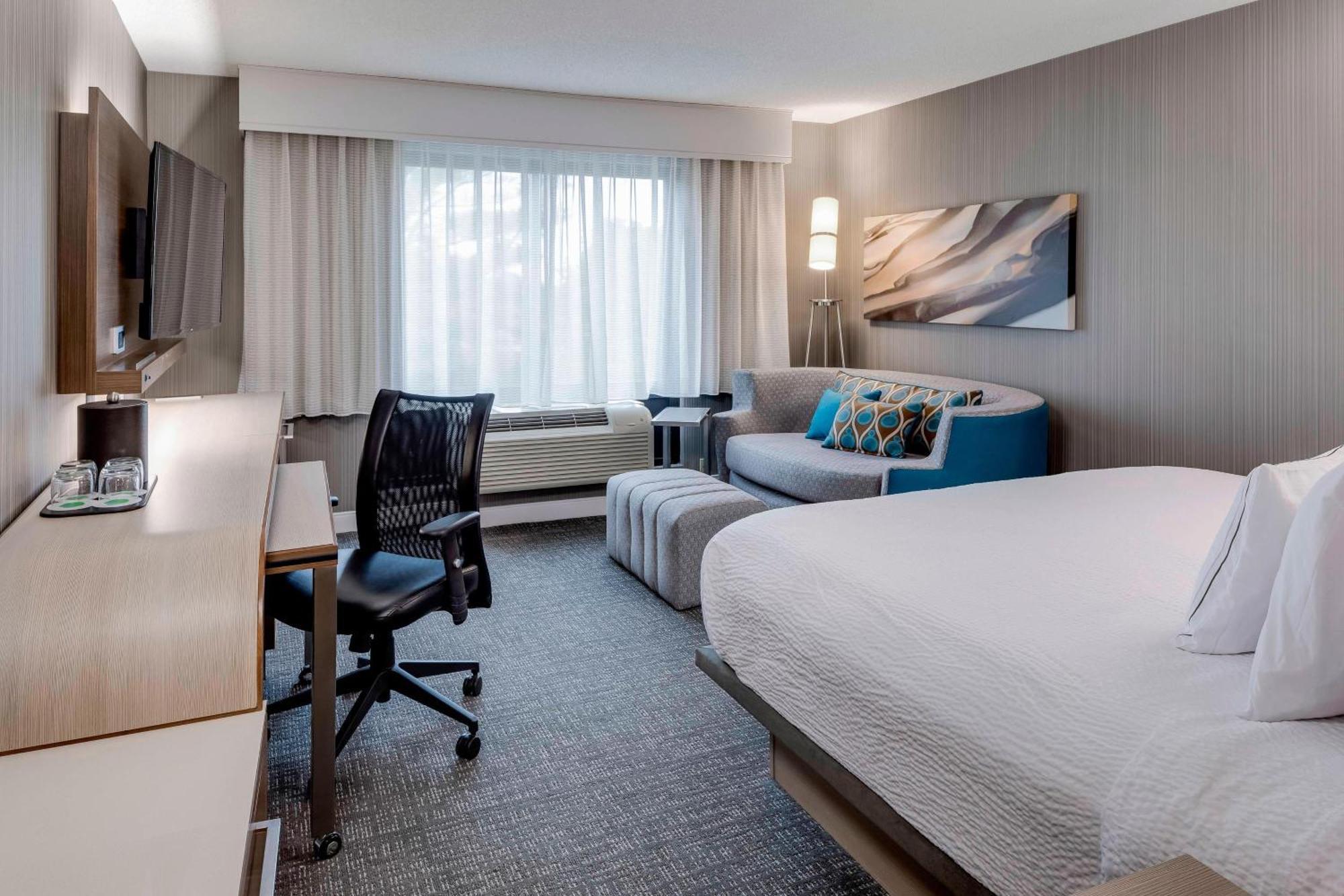 Hotel Courtyard By Marriott Portsmouth Esterno foto
