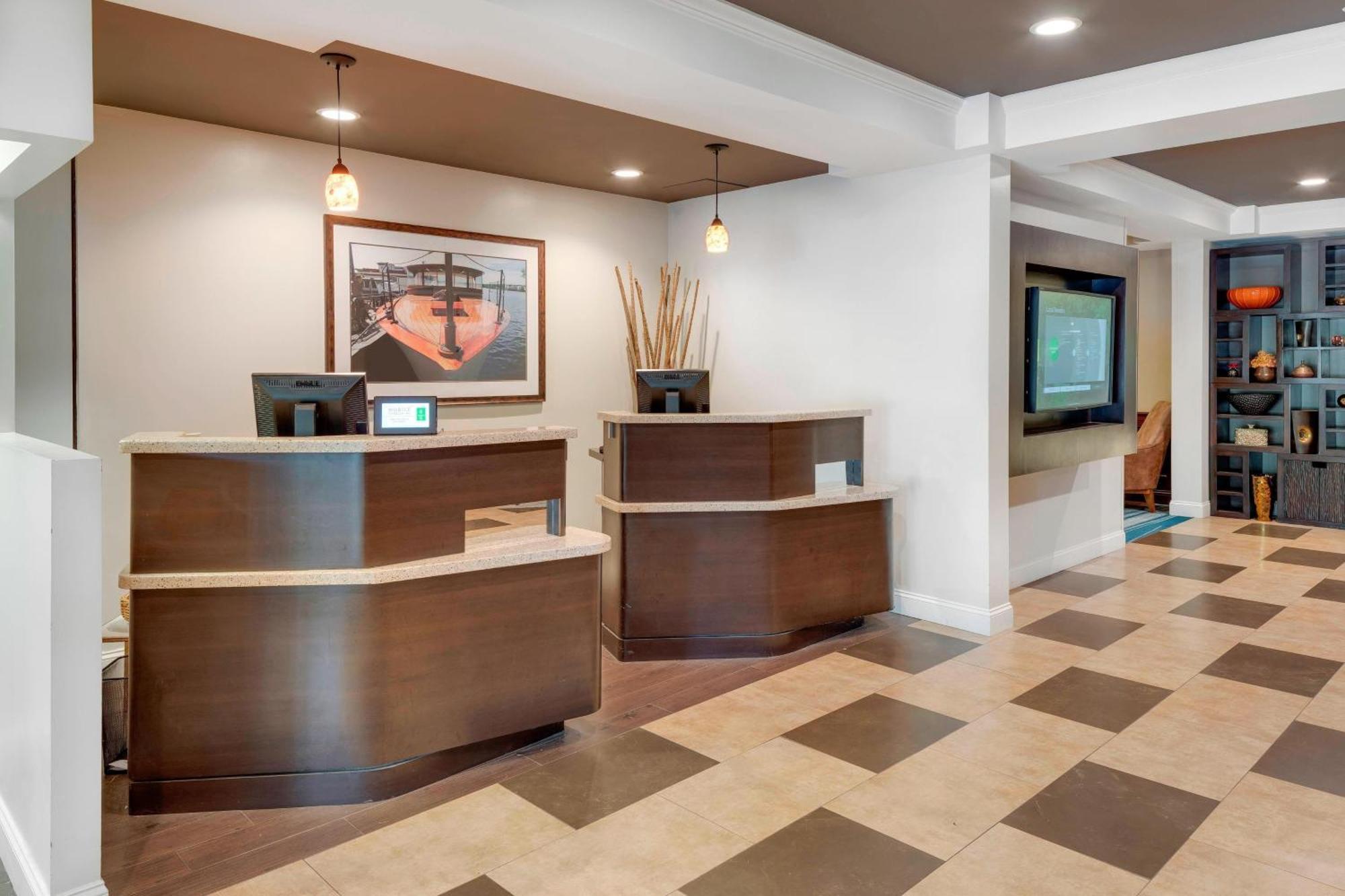 Hotel Courtyard By Marriott Portsmouth Esterno foto