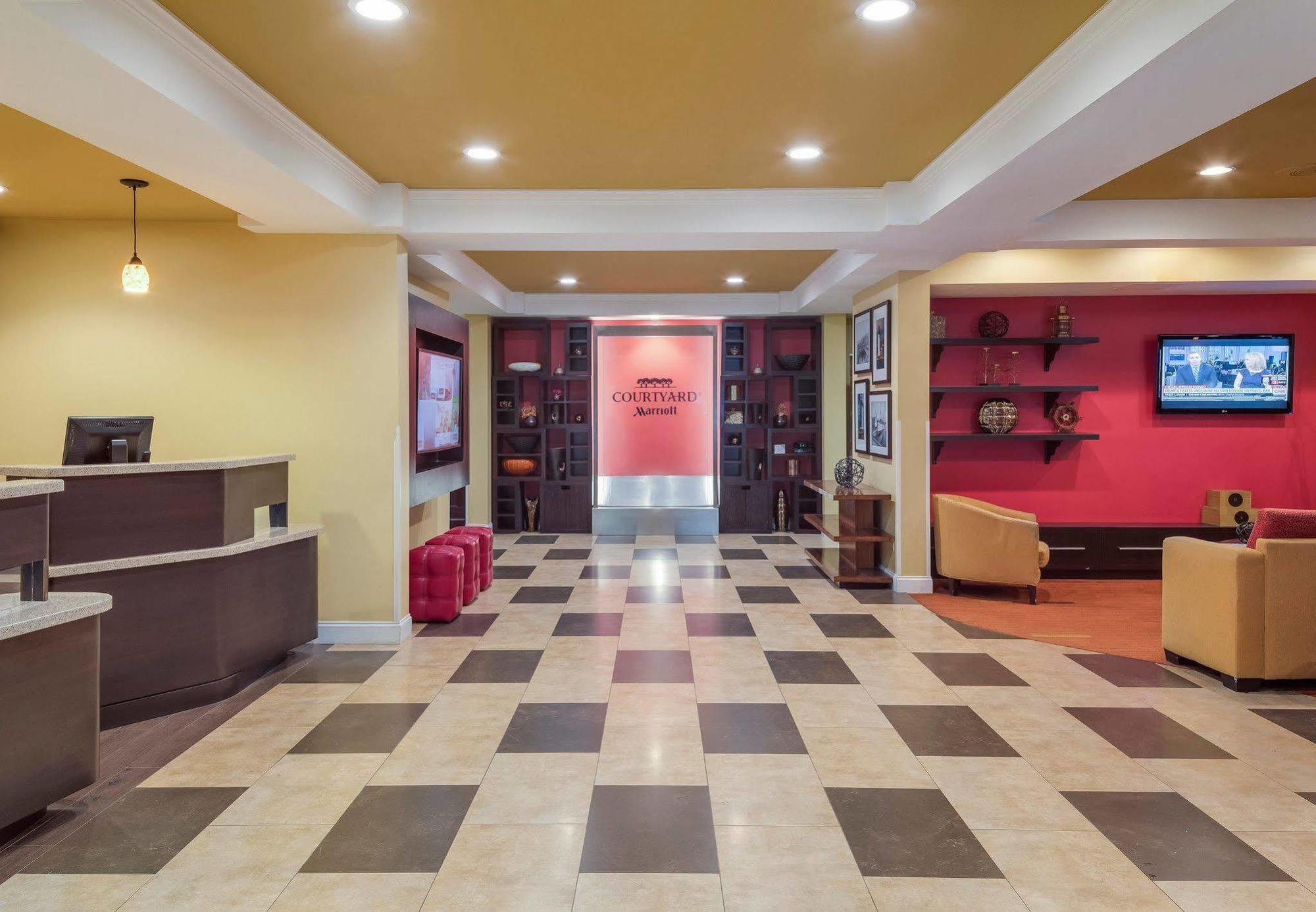 Hotel Courtyard By Marriott Portsmouth Esterno foto