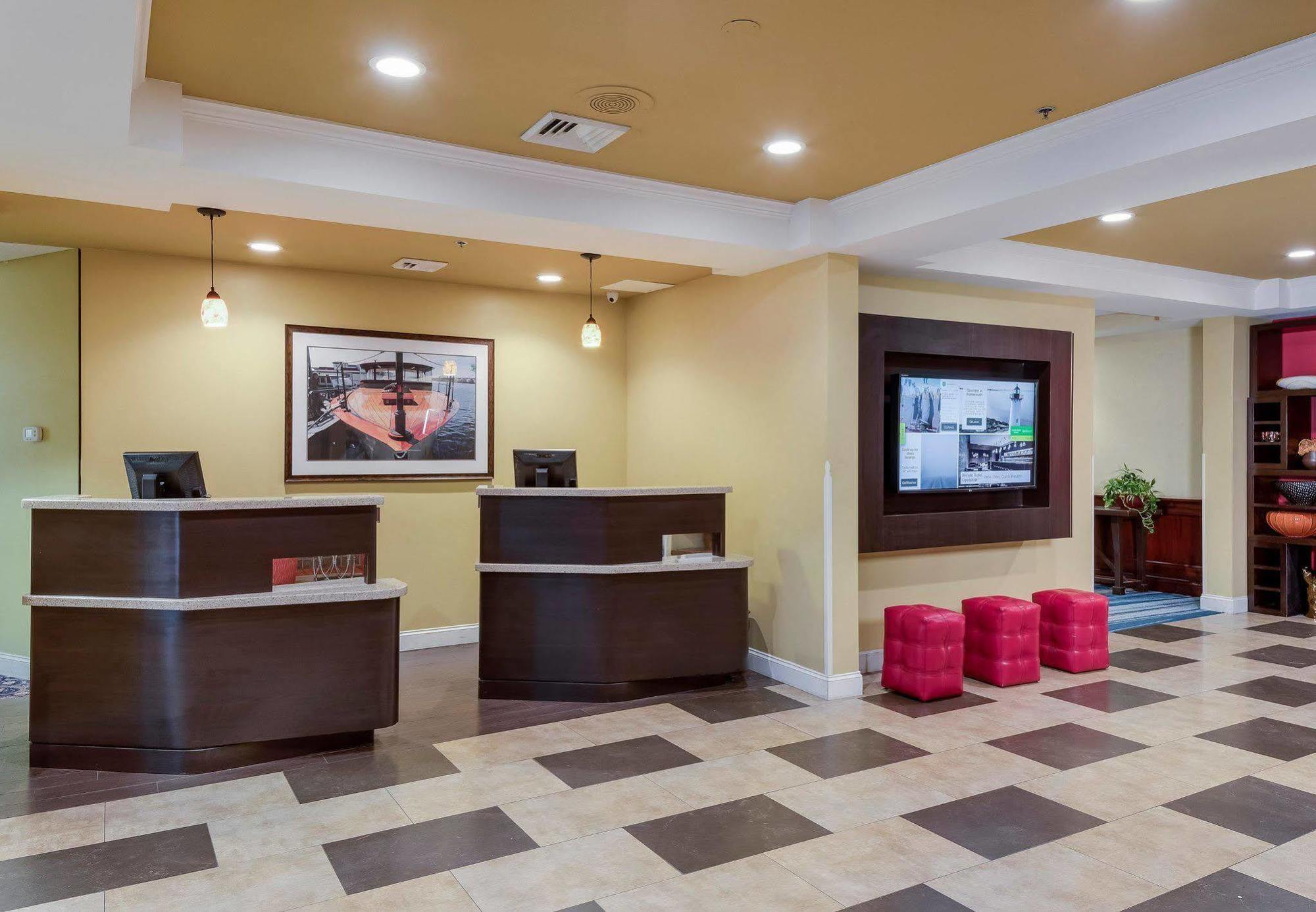 Hotel Courtyard By Marriott Portsmouth Esterno foto